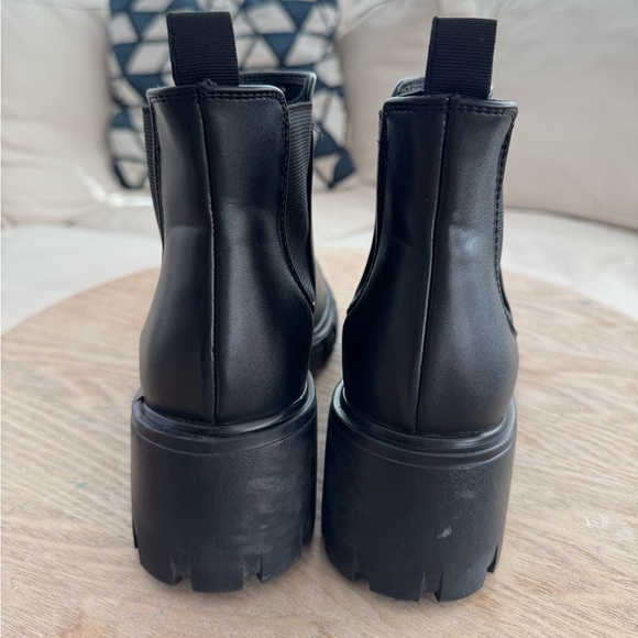 STEVE MADDEN Howler Boots Black Leather Lug Sole Combat Boots Size 7 - Picture 6 of 8